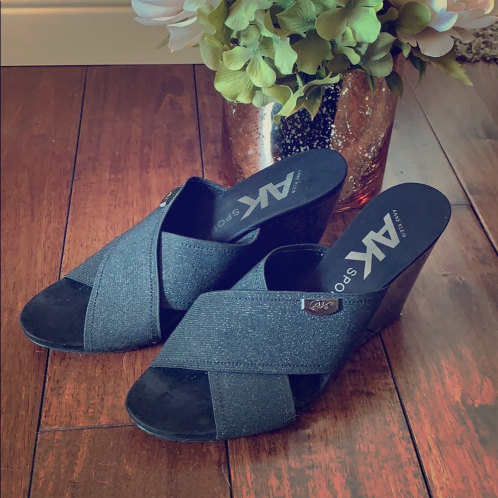 Anne Klein sport wedge